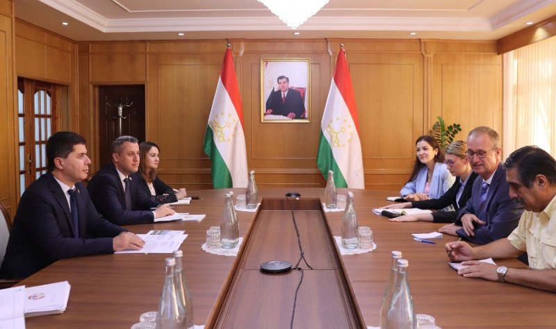  طاجيكستان و المركز الإقليمي لتنمية القدرات التابع لصندوق النقد الدولي تعملان  علي  توسيع نطاق التعاون