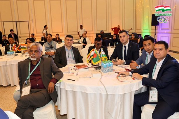 الوفد الطاجيكي يشارك في ملتقى التضامن الأولمبي الإقليمي في الرياض بالمملكة العربية السعودية