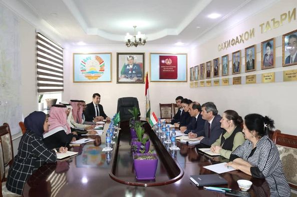 طاجيكستان والمملكة العربية السعودية تناقشان توسيع التعاون في مجال الصحة