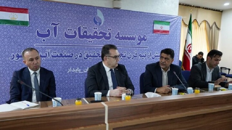 دار جمعة يتعرف على أنشطة معهد أبحاث المياه في طهران