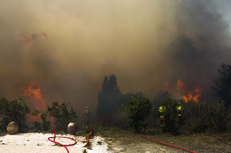 السيطرة على أكبر حريق يسجّل حتى الآن في فرنسا خلال عام 2023