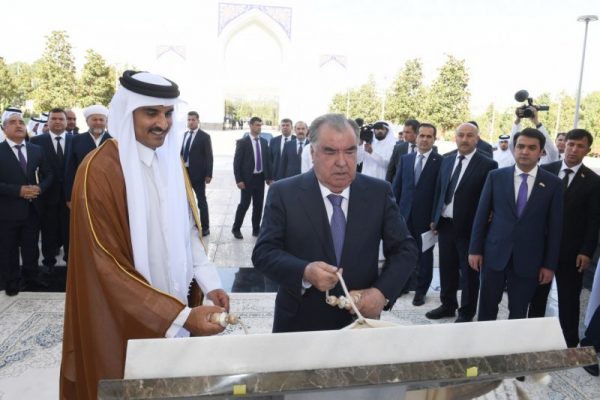  حفل افتتاح المسجد الكبير في وسط مدينة دوشنبه على هامش زيارة الدولة التي قام بها أمير دولة قطر إلى جمهورية طاجيكستان