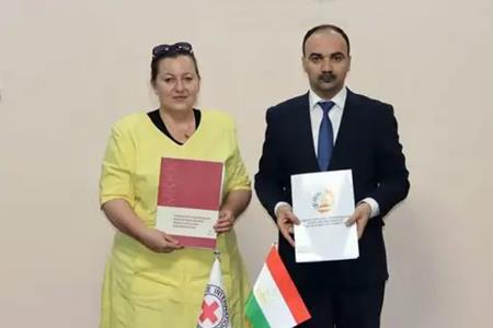  توقيع اتفاقية تعاون بين أكاديمية الإدارة العامة في طاجيكستان واللجنة الدولية للصليب الأحمر في طاجيكستان