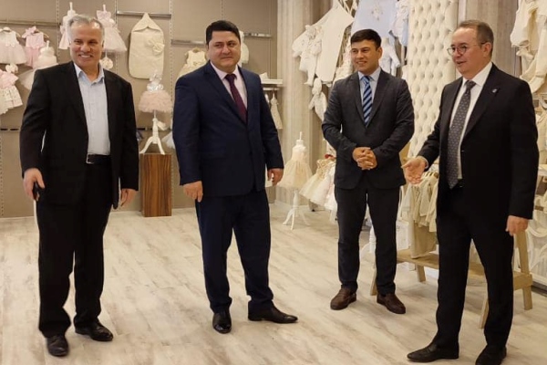  لقاء رئيس منطقة  دانغاره في الجمهورية التركية مع رئيس محافضة  عثمان غازي في منطقة بورصة