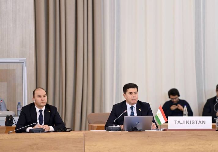  مشاركة   ممثل طاجيكستان في اجتماع مجلس إدارة برنامج الأمم المتحدة الخاص لاقتصاد آسيا الوسطى