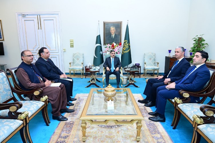  لقاء  رئيس وزراء جمهورية باكستان الإسلامية أنور الحق كاكار مع عصمت الله نصر الدين