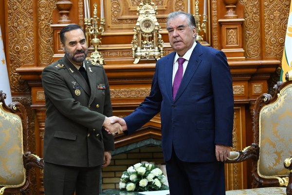  President of Tajikistan Emomali Rahmon Receives Iranian Defense Minister Mohammad Reza Ashtiani