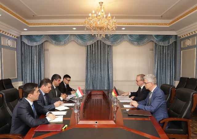  مسایل همکاری بین تاجیکستان و آلمان در دوشنبه بحث و بررسی شد
