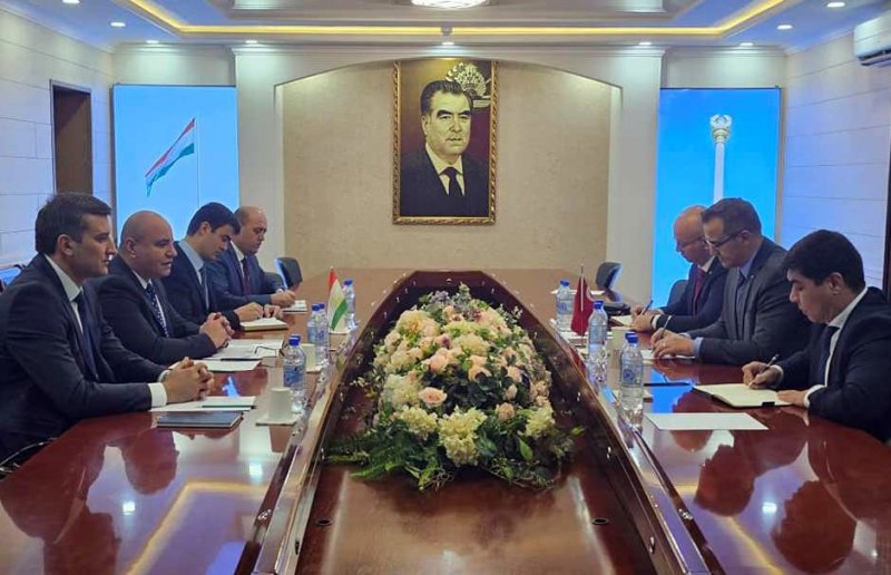  در دوشنبه همکاری بین مقامات ضد انحصاری تاجیکستان و ترکیه بررسی شد
