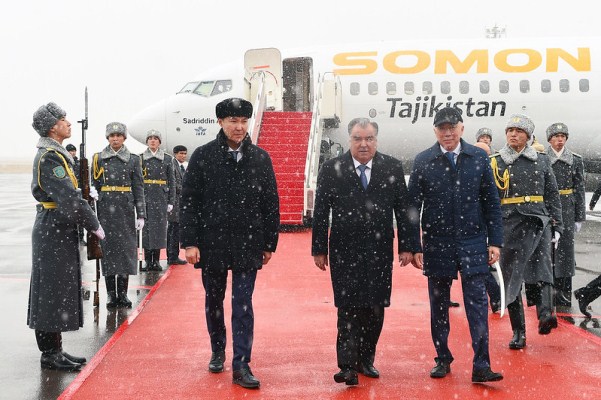  Начало рабочего визита Президента Республики Таджикистан Эмомали Рахмона в Республику Казахстан