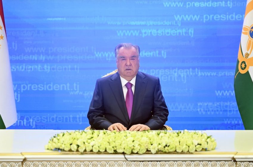  Поздравительное послание по случаю Дня государственного языка