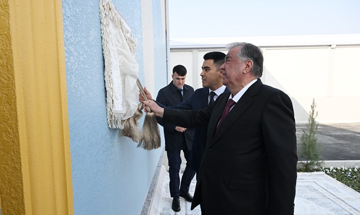  Открытие завода по производству молочной продукции агропромышленного комплекса Саховат в городе Худжанде