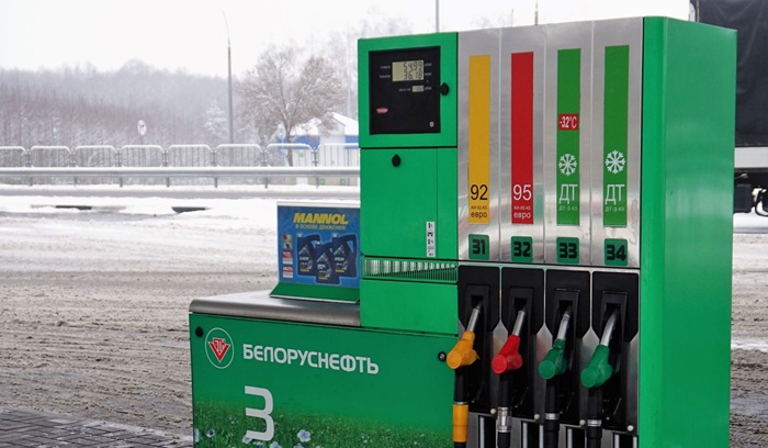  Продажи белорусского бензина на Петербургской бирже выросли в 26 раз