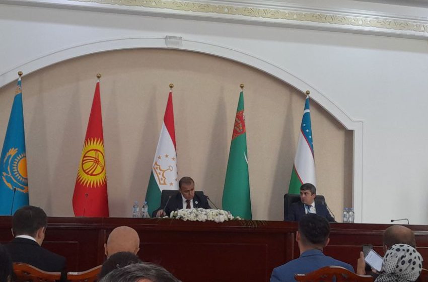  Брифинг оид ба натиҷаи ҷаласаи навбатии Шӯрои сарони давлатҳои муассиси Фонди байналмилалии наҷоти Арал