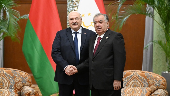  Мулоқот бо Президенти Ҷумҳурии Беларус Александр Лукашенко