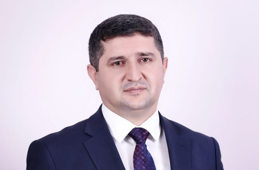  Фармон «Дар бораи Ёрдамчии Президенти Ҷумҳурии Тоҷикистон оид ба масъалаҳои рушди иҷтимоӣ ва робита бо ҷомеа таъин намудани Сафарзода А.»