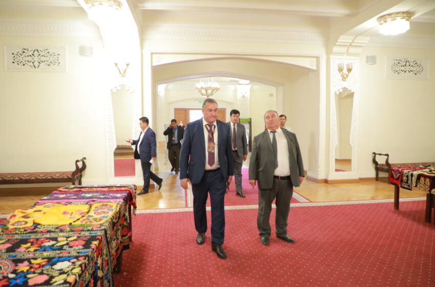 ӮЗБЕКИСТОНДА ТОЖИКИСТОН КИНОСИ КУНЛАРИ БЎЛИБ ЎТМОҚДА