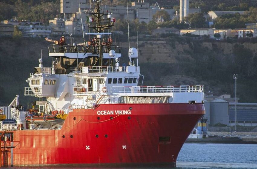  Италия бортида 113 нафар мигрант бўлган Оcean Viking кемасининг Равенна портига киришига рухсат берди