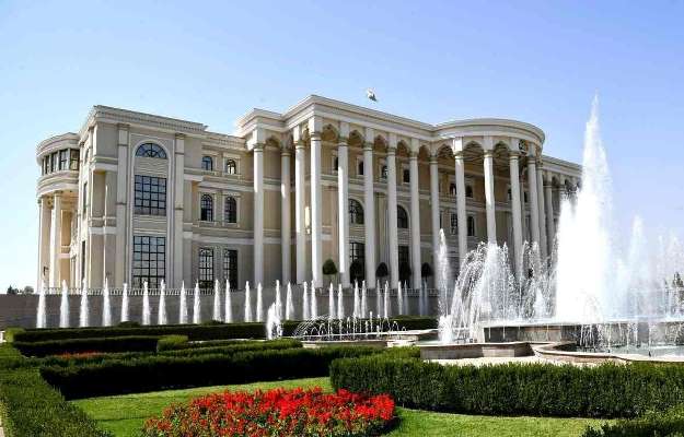  پیشوای ملت امامعلی رحمان در گفتگوی تلفنی با شهرداران شهرستان‌های اسفره، کانیبادام، باباجان غفورف، لخش، تاجیک‌آباد، رشت، نورآباد و سنگوار گفت‌وگو کردند