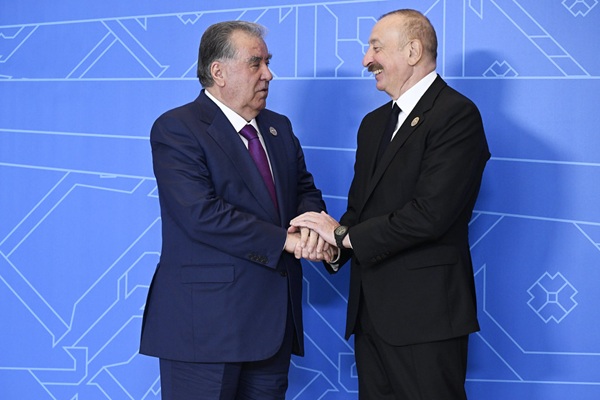 Мулоқот бо Президенти Ҷумҳурии Озарбойҷон Илҳом Алиев