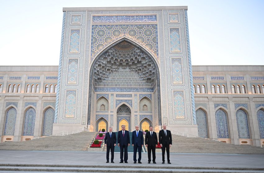  Боздид аз Маркази тамаддуни исломӣ дар шаҳри Тошкент