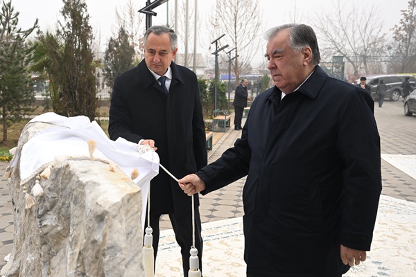  Ифтитоҳи Муассисаи таҳсилоти миёнаи умумии рақами 53-и ноҳияи Ҷайҳун, 16 иншооти соҳаи маориф ва 3 корхонаи саноатӣ дар вилояти Хатлон